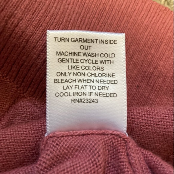 7th Avenue Design Studio Size Small Full Zip Sweater Rose Color - Picture 6 of 6